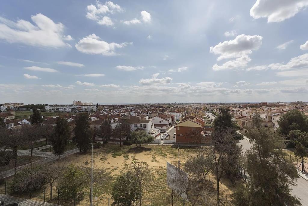 Apartamento El Mirador, Recepcion 24 H, Piscina, Wifi Y Parking Interior Bormujos Dış mekan fotoğraf