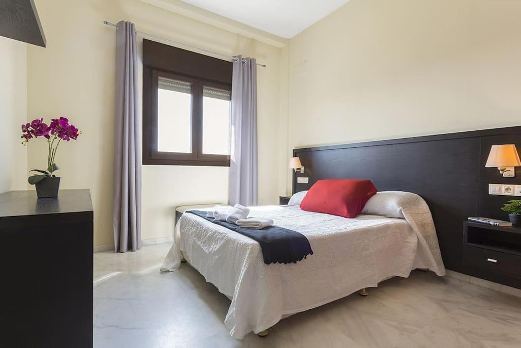 Apartamento El Mirador, Recepcion 24 H, Piscina, Wifi Y Parking Interior Bormujos Dış mekan fotoğraf